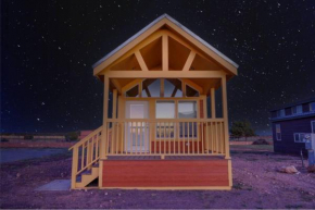 076 Tiny Home nr Grand Canyon South Rim Sleeps 8